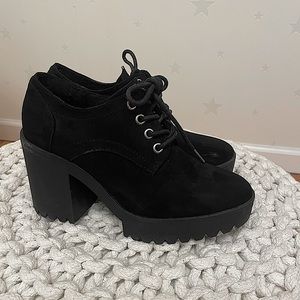 ASOS DESIGN pupil chunky lace up heeled shoes